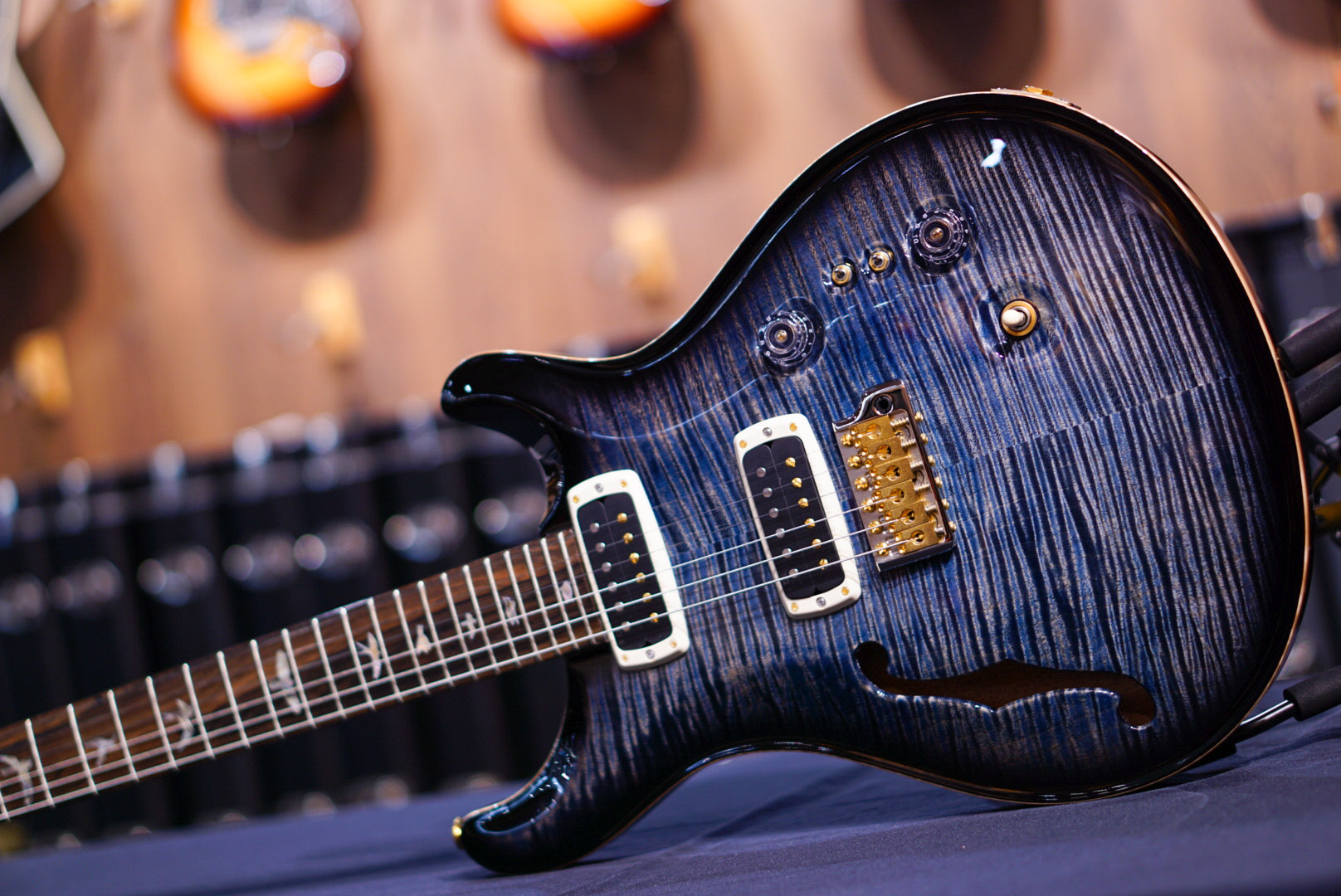 PRS 40th Anniversary Custom 24-08 Semi-Hollow Limited Edition Faded Whale Blue Smokeburst 0401532