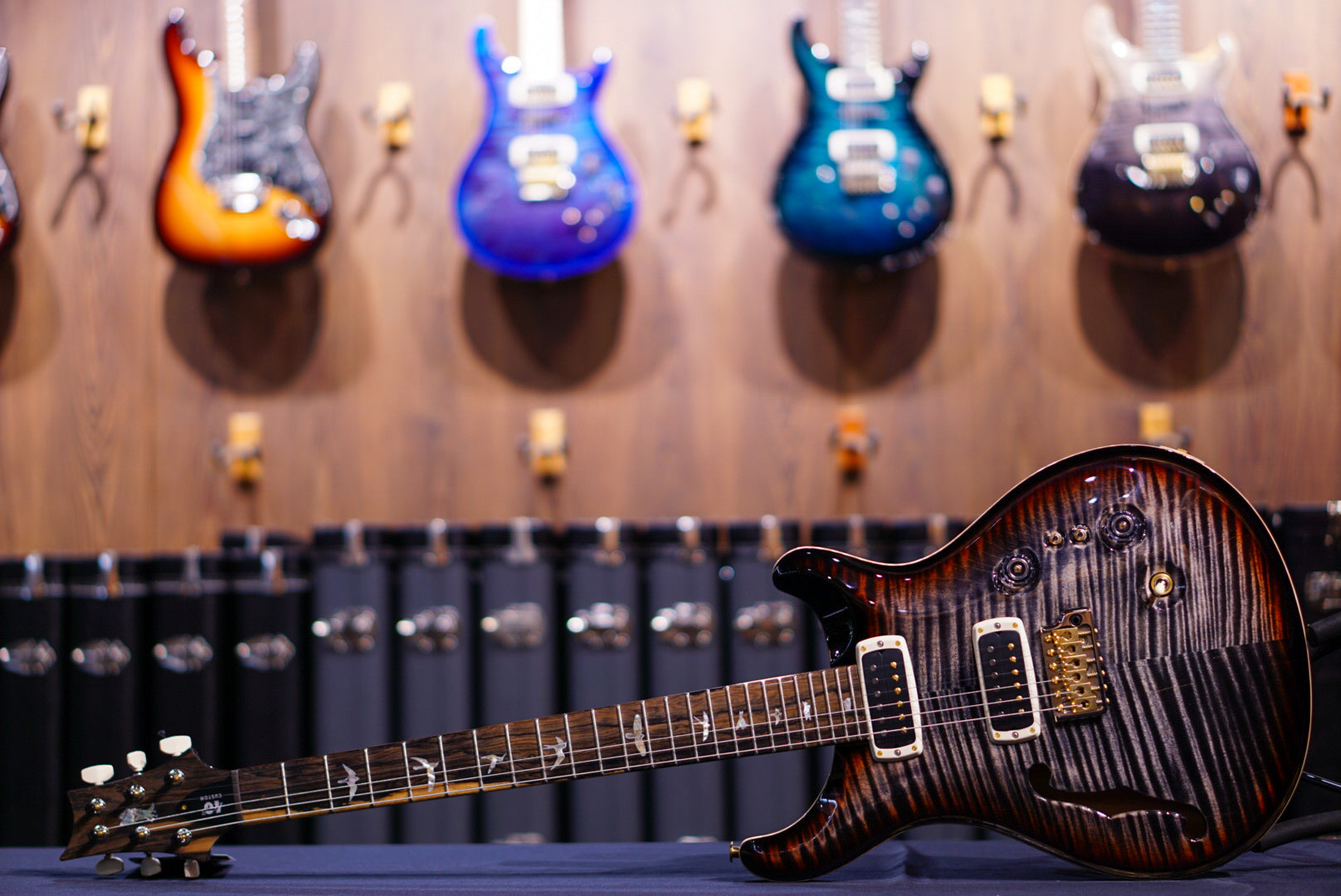 PRS 40th Anniversary Custom 24-08 Semi-Hollow Limited Edition Charcoal Tri-Color Burst 0400915