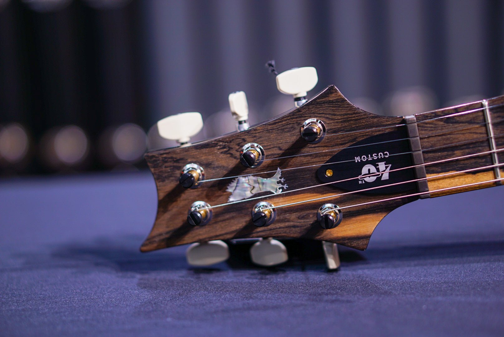 PRS 40th Anniversary Custom 24-08 Semi-Hollow Limited Edition Charcoal Tri-Color Burst 0400915