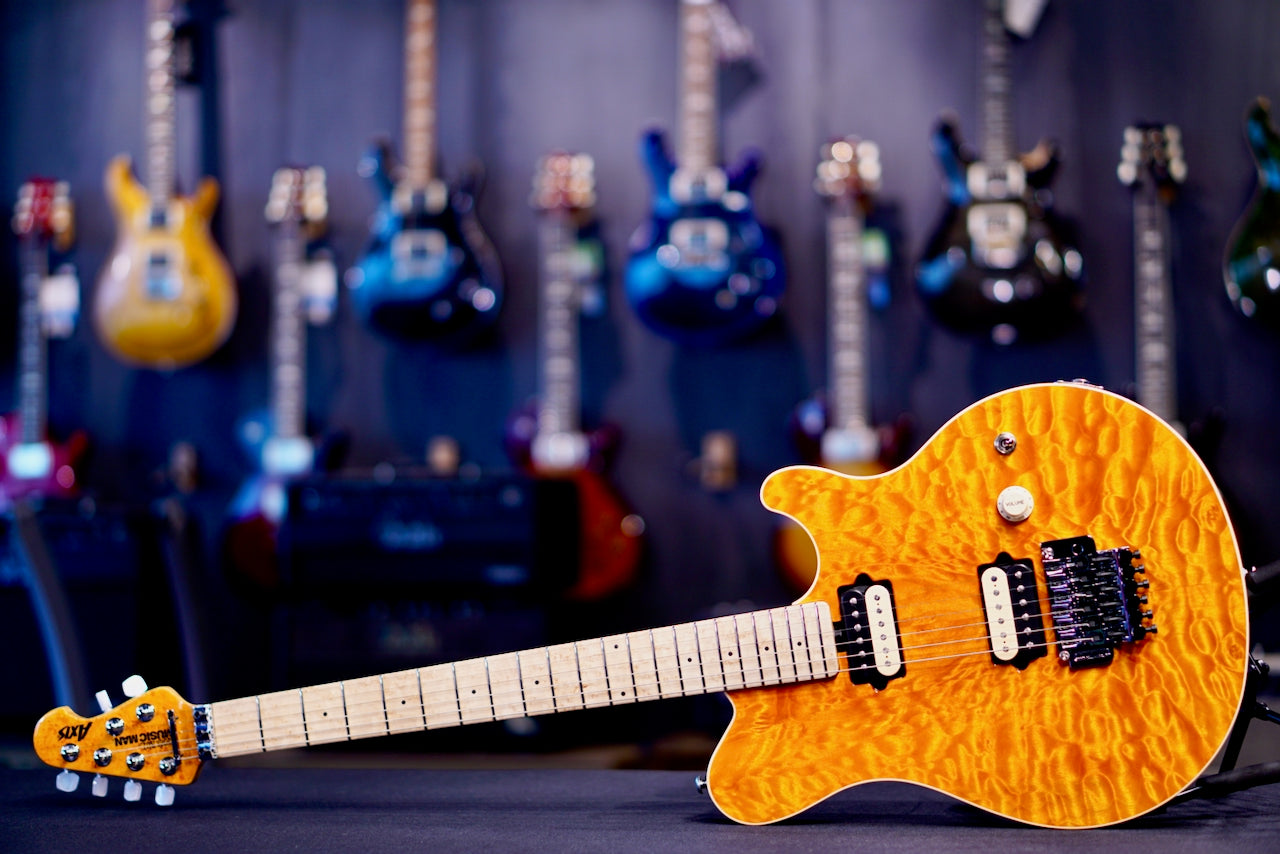 Ernieball Musicman Axis 30th Translucent Gold Quilt H04434