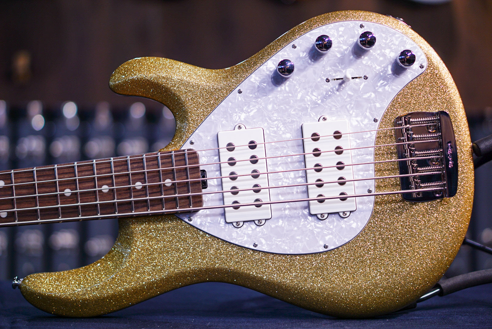 Ernie Ball Music Man StingRay Special 5 HH Genius Gold K03484