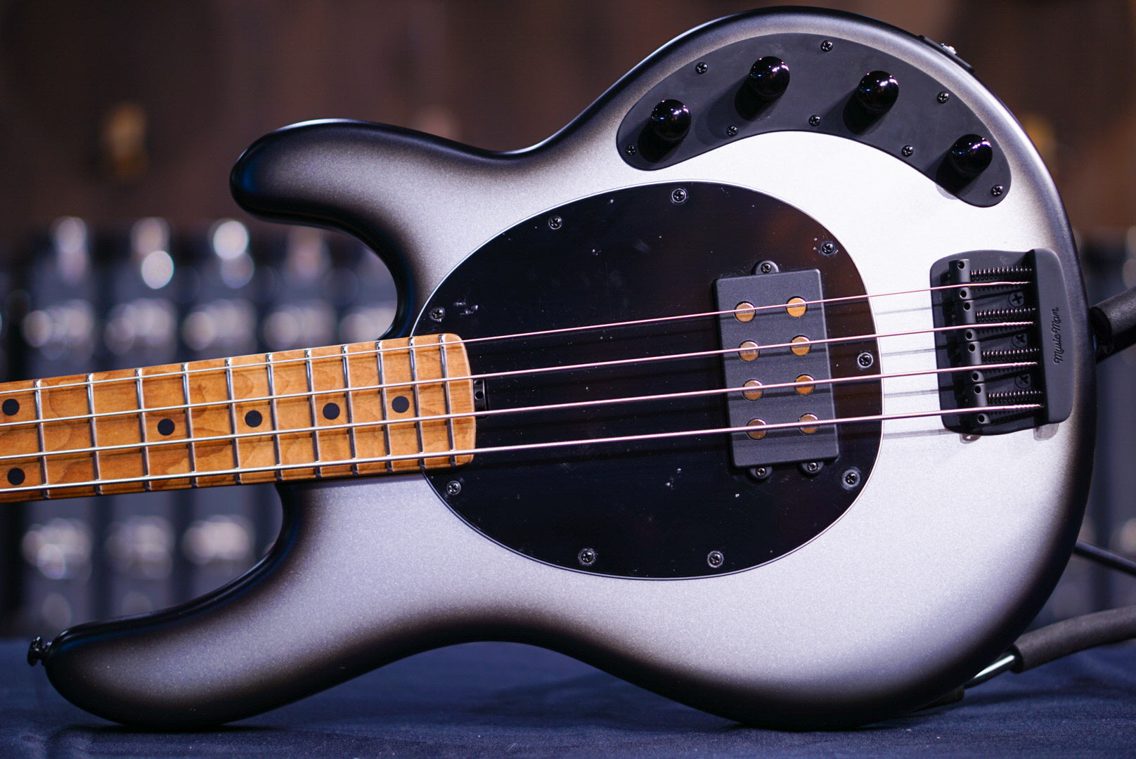 Ernie Ball Music Man StingRay Special 4 H Black Rock K02995