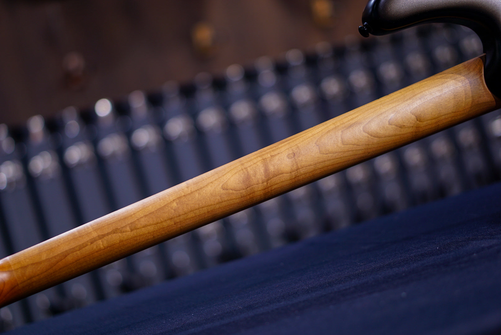 Ernie Ball Music Man StingRay Special 4 H Black Rock K02995