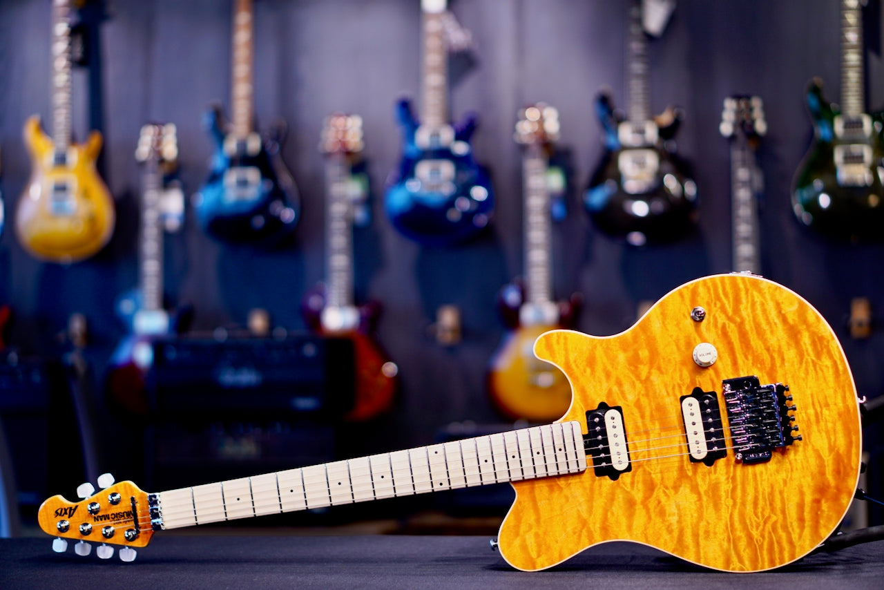 Ernieball Musicman Axis 30th Translucent Gold Quilt H04124