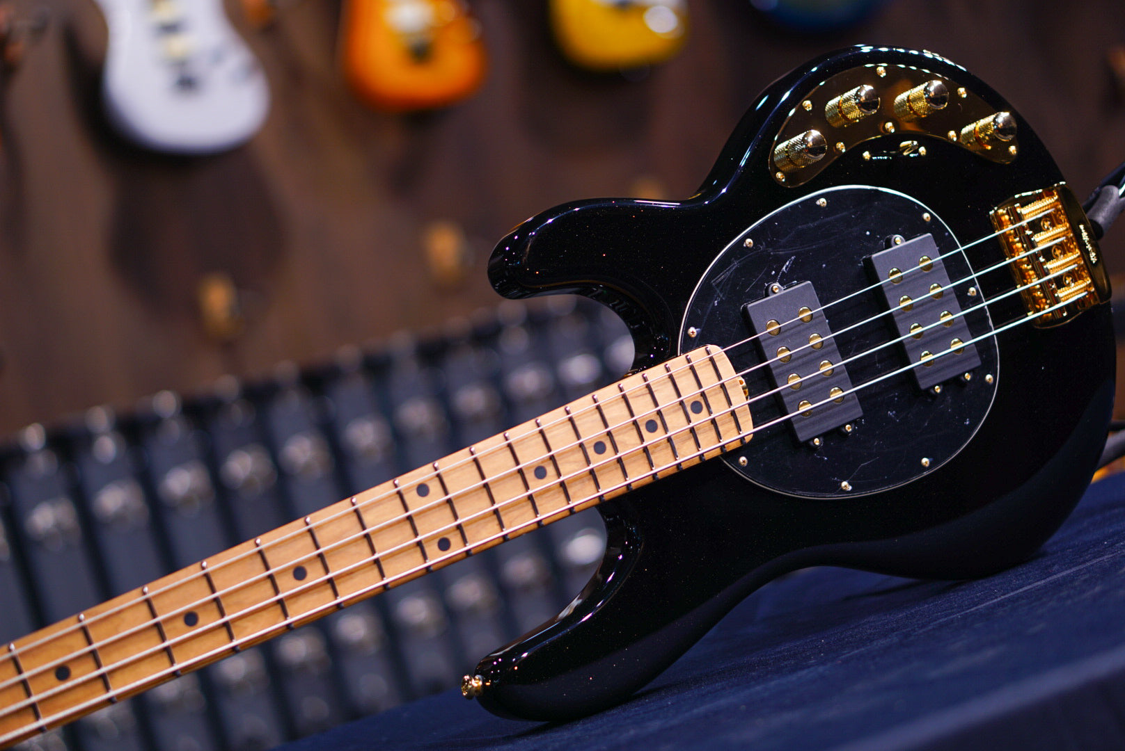 Ernie Ball Music Man StingRay Special 4 HH Jackpot K02098