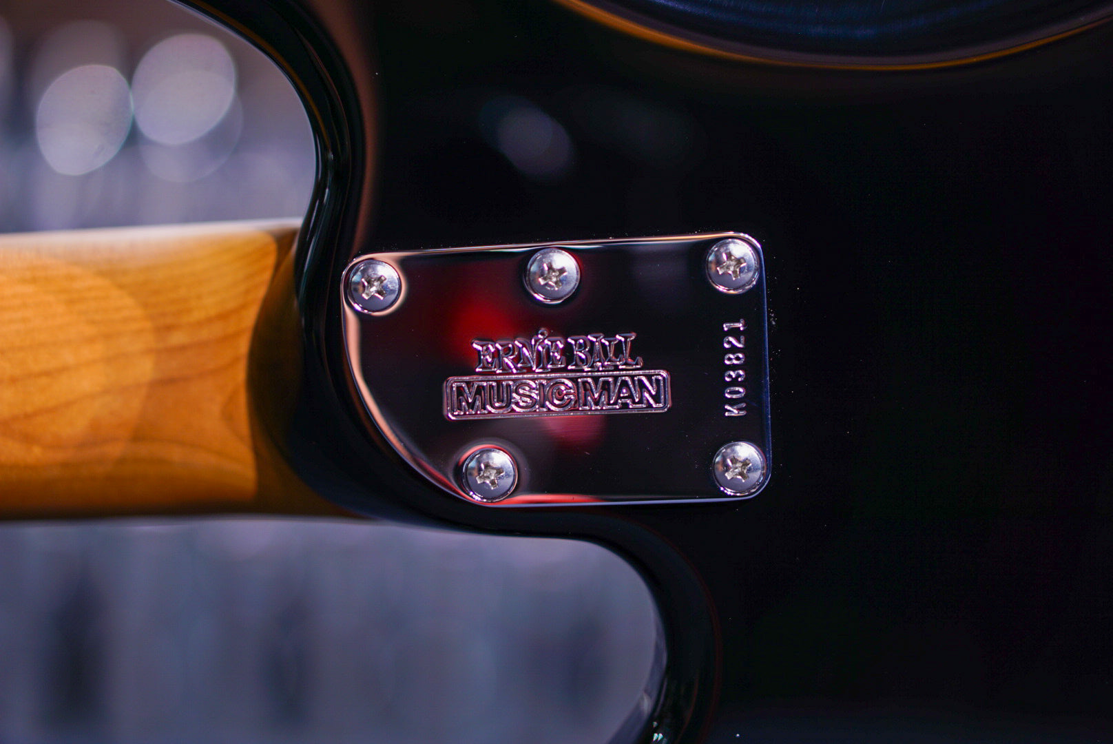 Ernie Ball Music Man StingRay Special 4 HH Black K03821