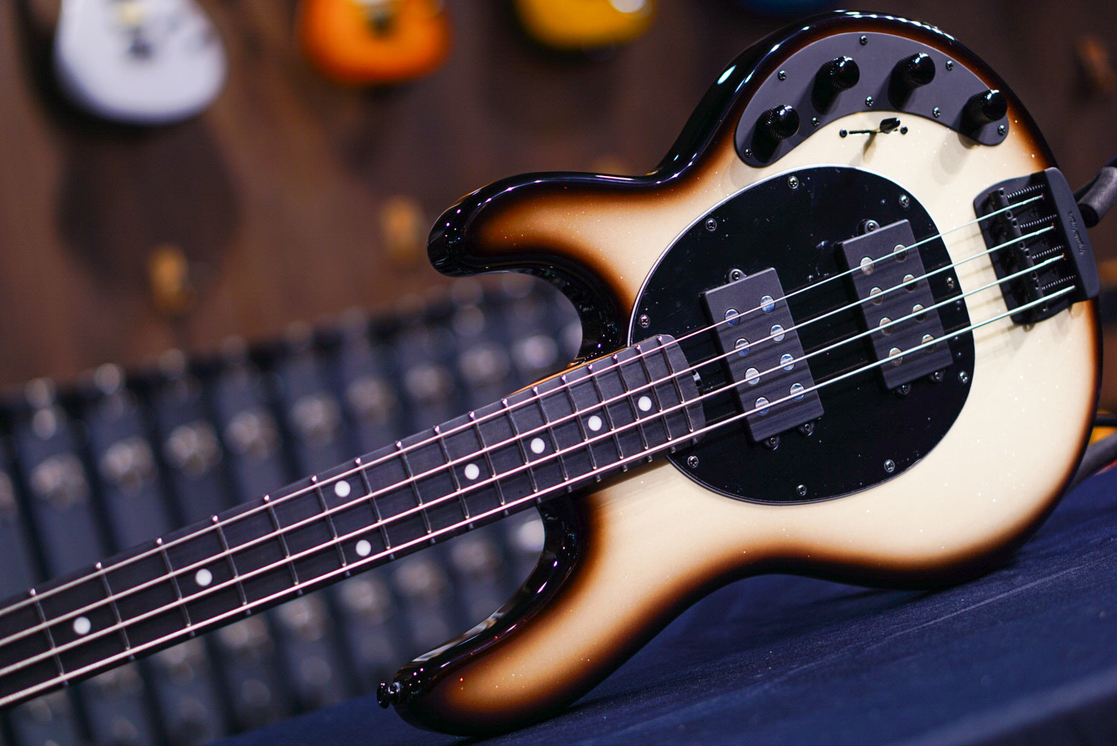 Ernie Ball Music Man StingRay Special 4 HH Brulee K01019