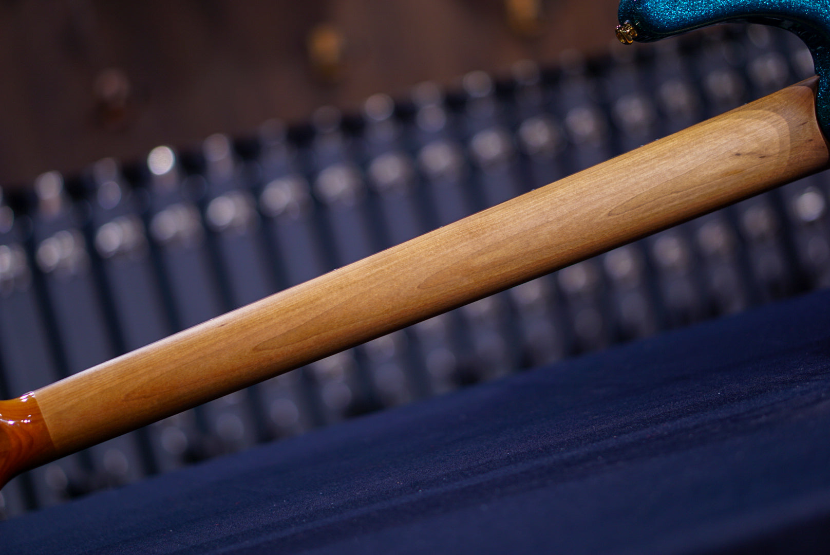 Ernie Ball Music Man StingRay Special 4 H Ocean Sparkle K02575