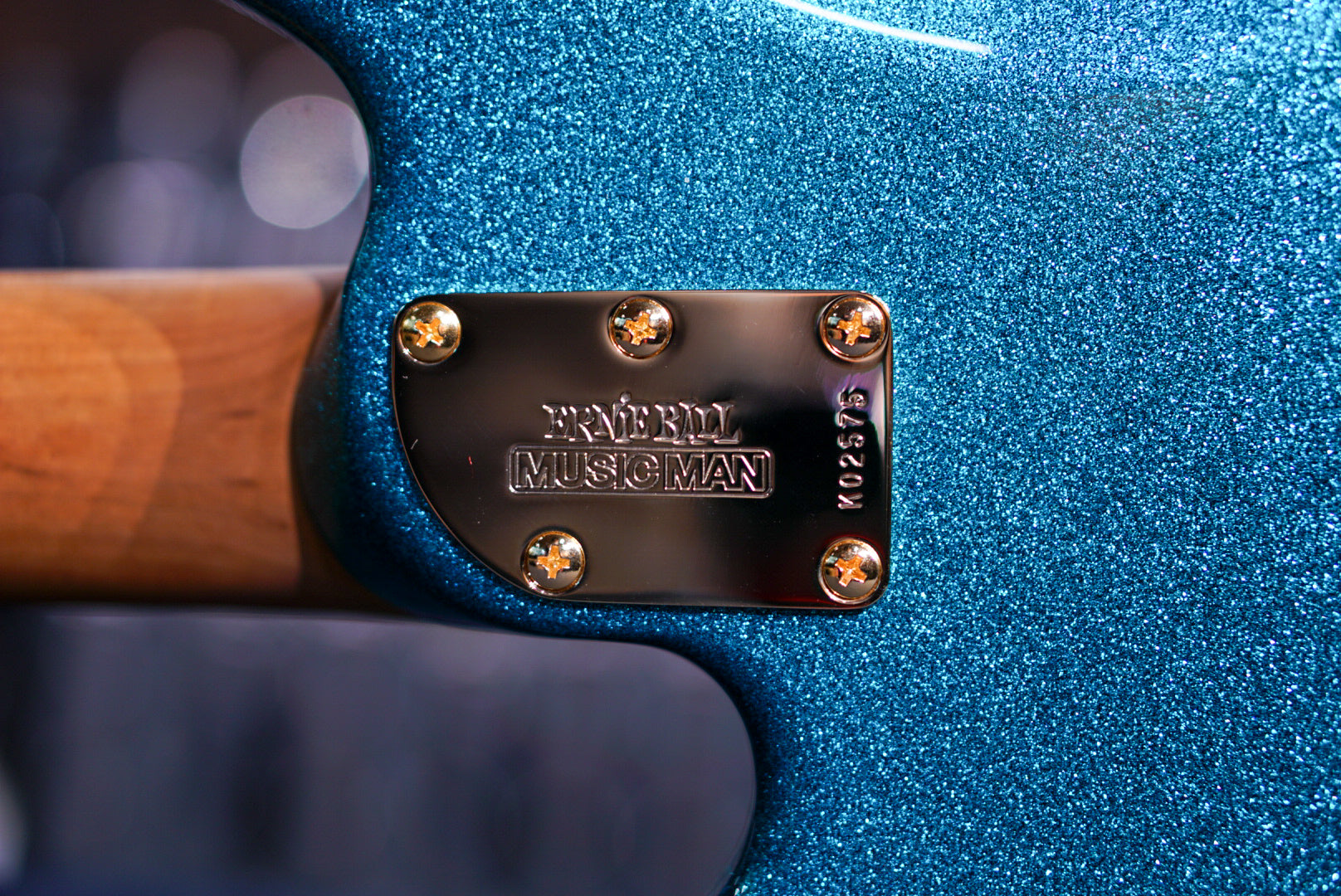 Ernie Ball Music Man StingRay Special 4 H Ocean Sparkle K02575