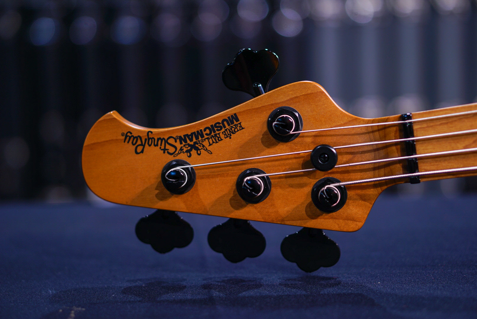 Ernie Ball Music Man StingRay Special 4 HH Black Rock K00082