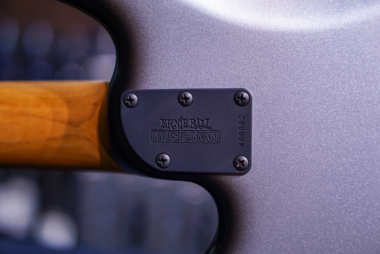 Ernie Ball Music Man StingRay Special 4 HH Black Rock K00082
