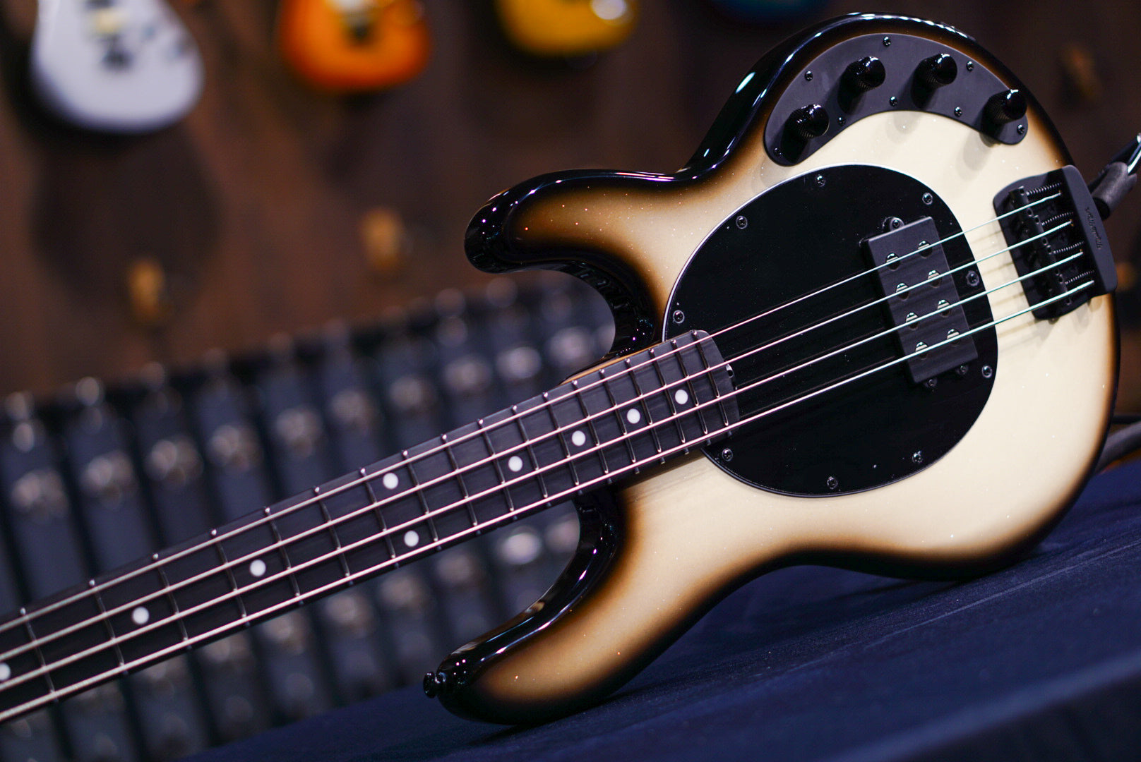 Ernie Ball Music Man StingRay Special 4 H Brulee K00072