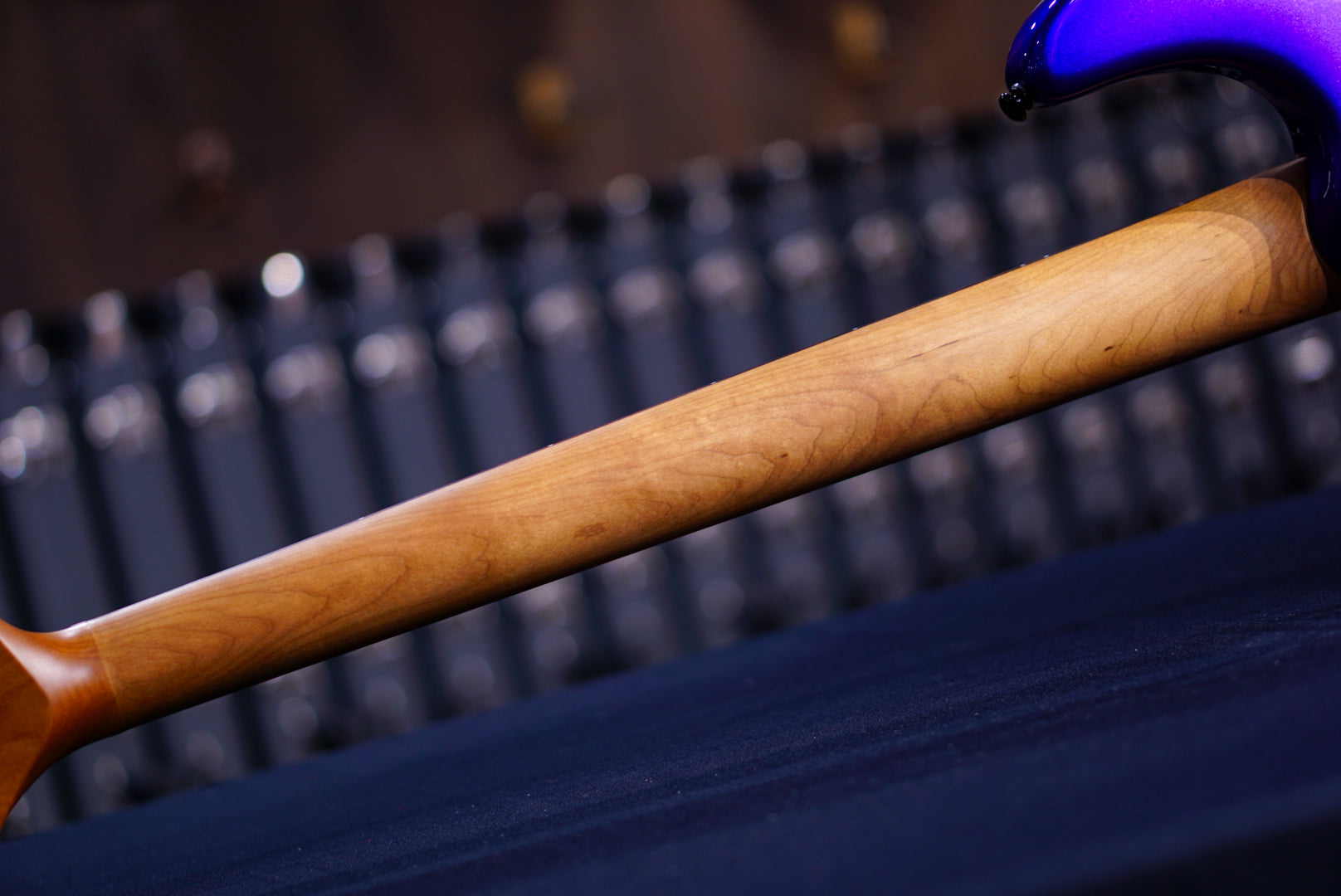 Ernie Ball Music Man StingRay Special 5 H Grape Crush K00187