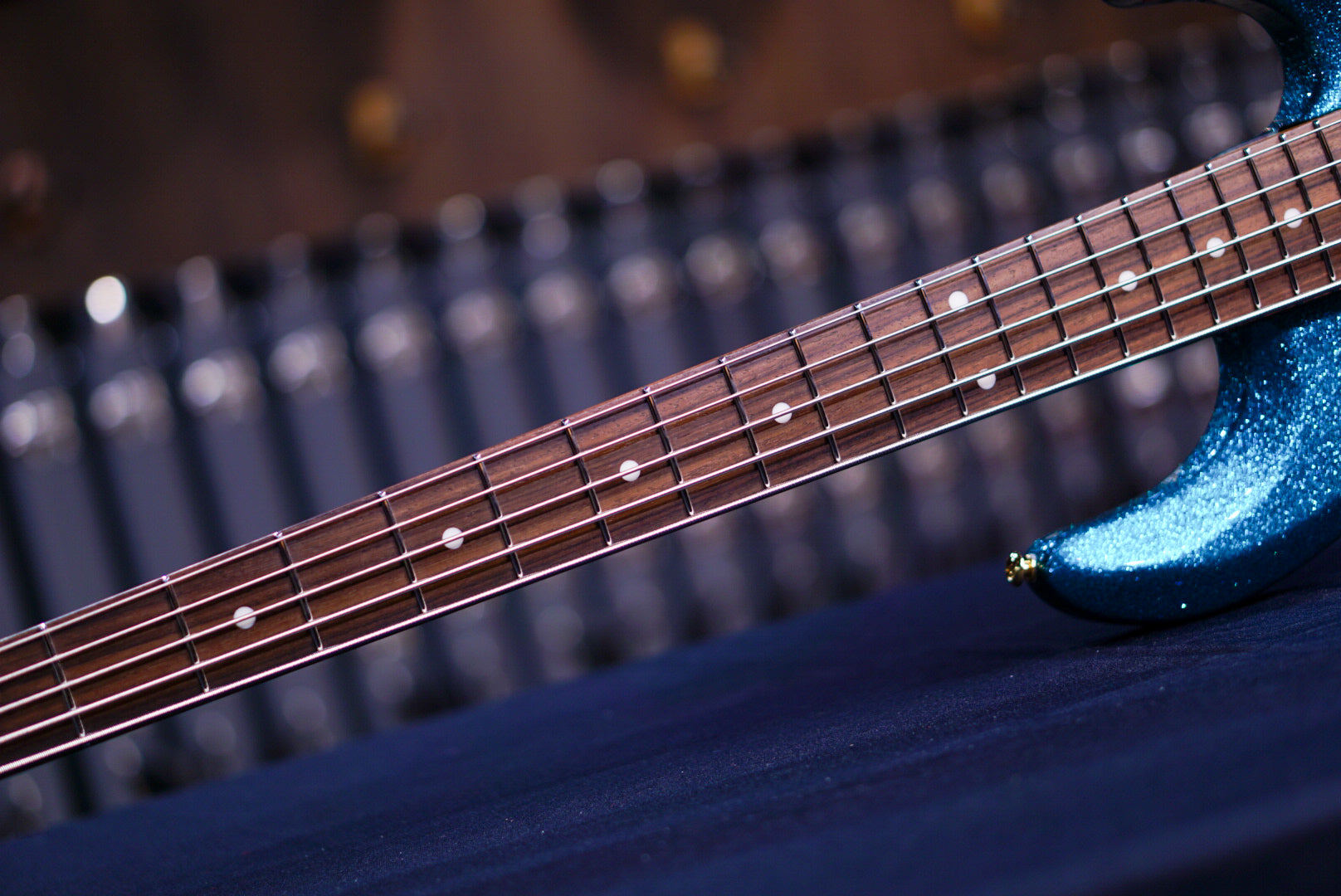 Ernie Ball Music Man StingRay Special 5 HH Ocean Sparkle K02465