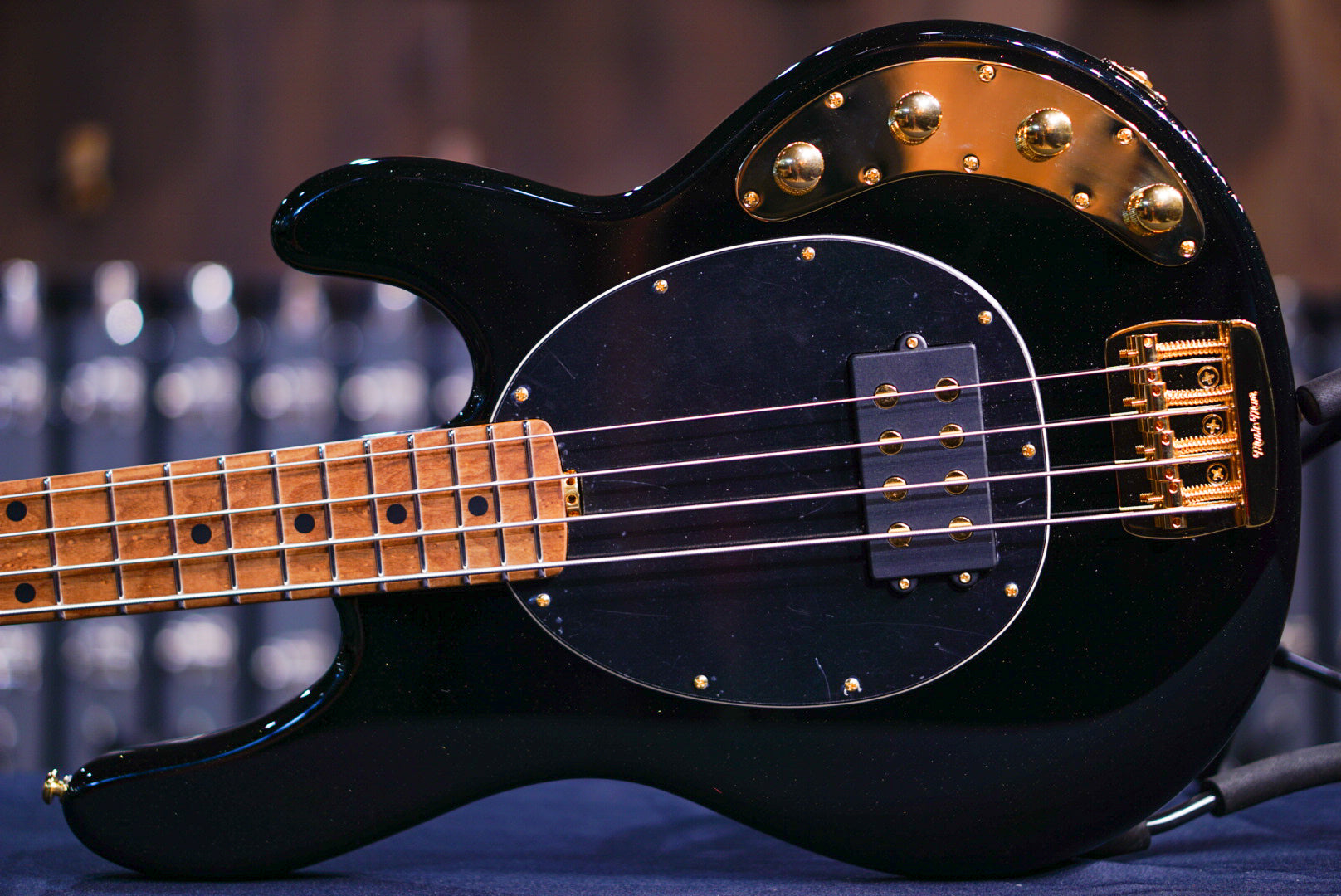 Ernie Ball Music Man StingRay Special 5 H Jackpot K02426