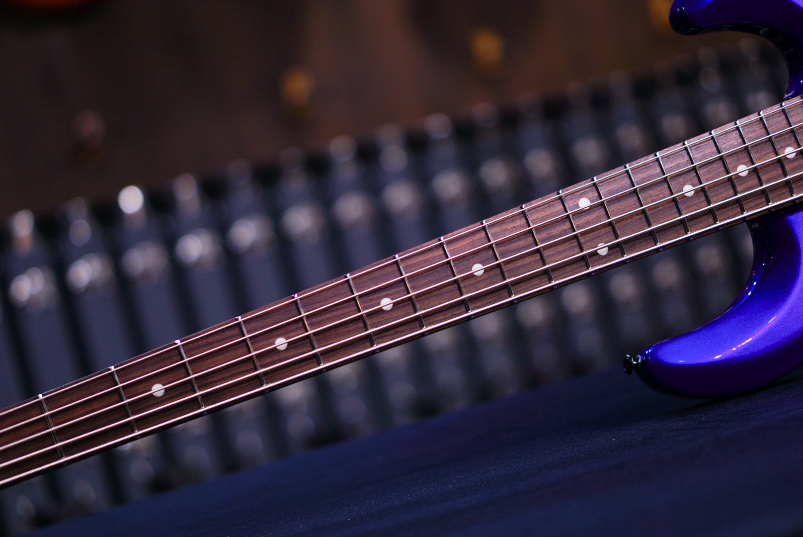 Ernie Ball Music Man StingRay Special 5 HH Grape crush K00164