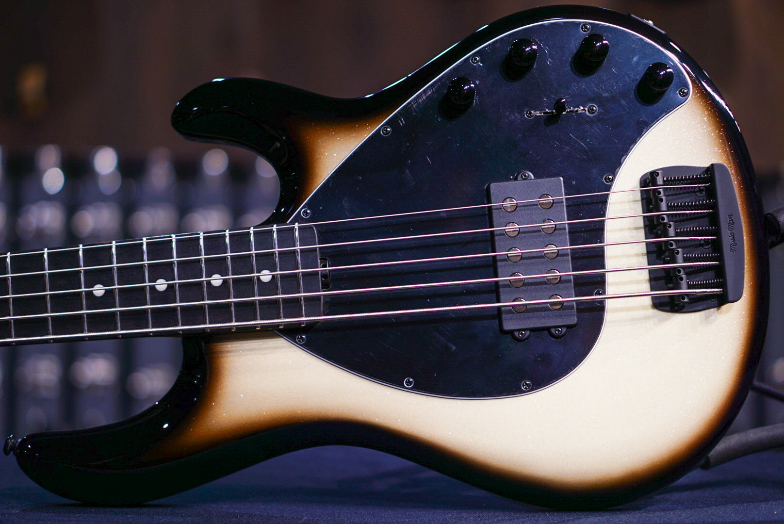 Ernie Ball Music Man StingRay Special 5 H brulee K00996