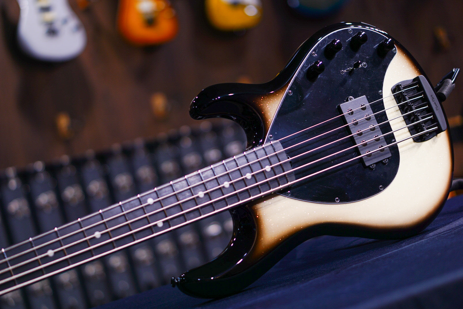 Ernie Ball Music Man StingRay Special 5 H brulee K00996