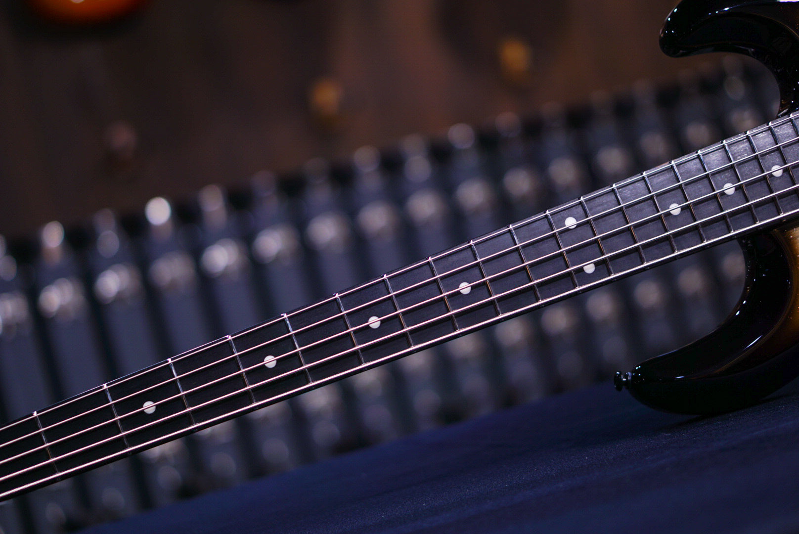 Ernie Ball Music Man StingRay Special 5 H brulee K00996