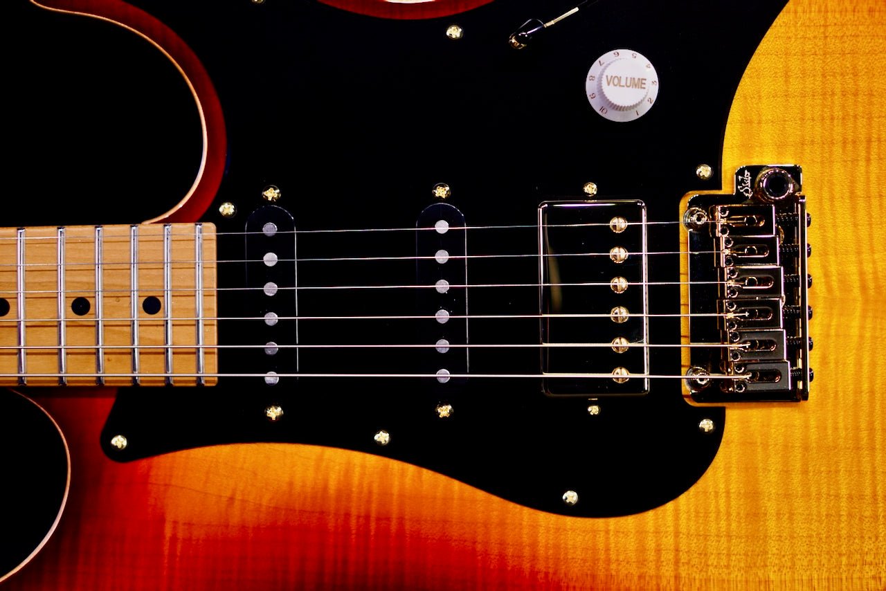 Suhr Standard Custom Aged Cherry Burst 85766