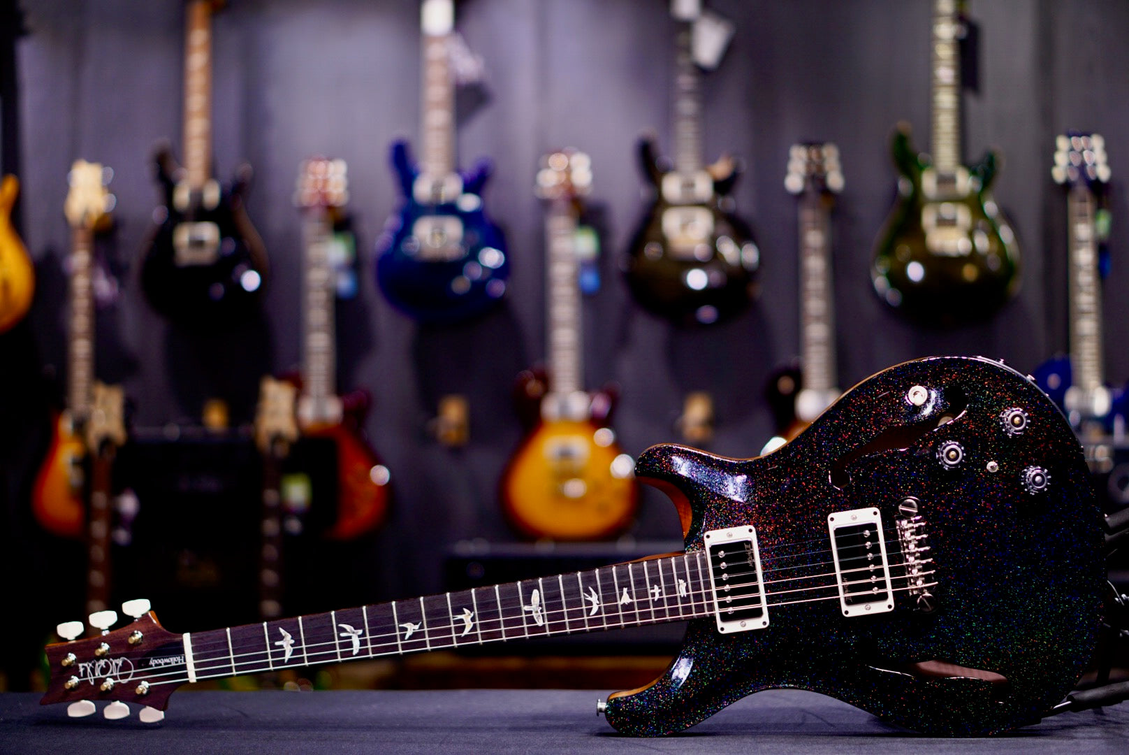 PRS Hollowbody II Piezo Black Rainbow Holoflake Top & Binding (Natural Back) 0416856