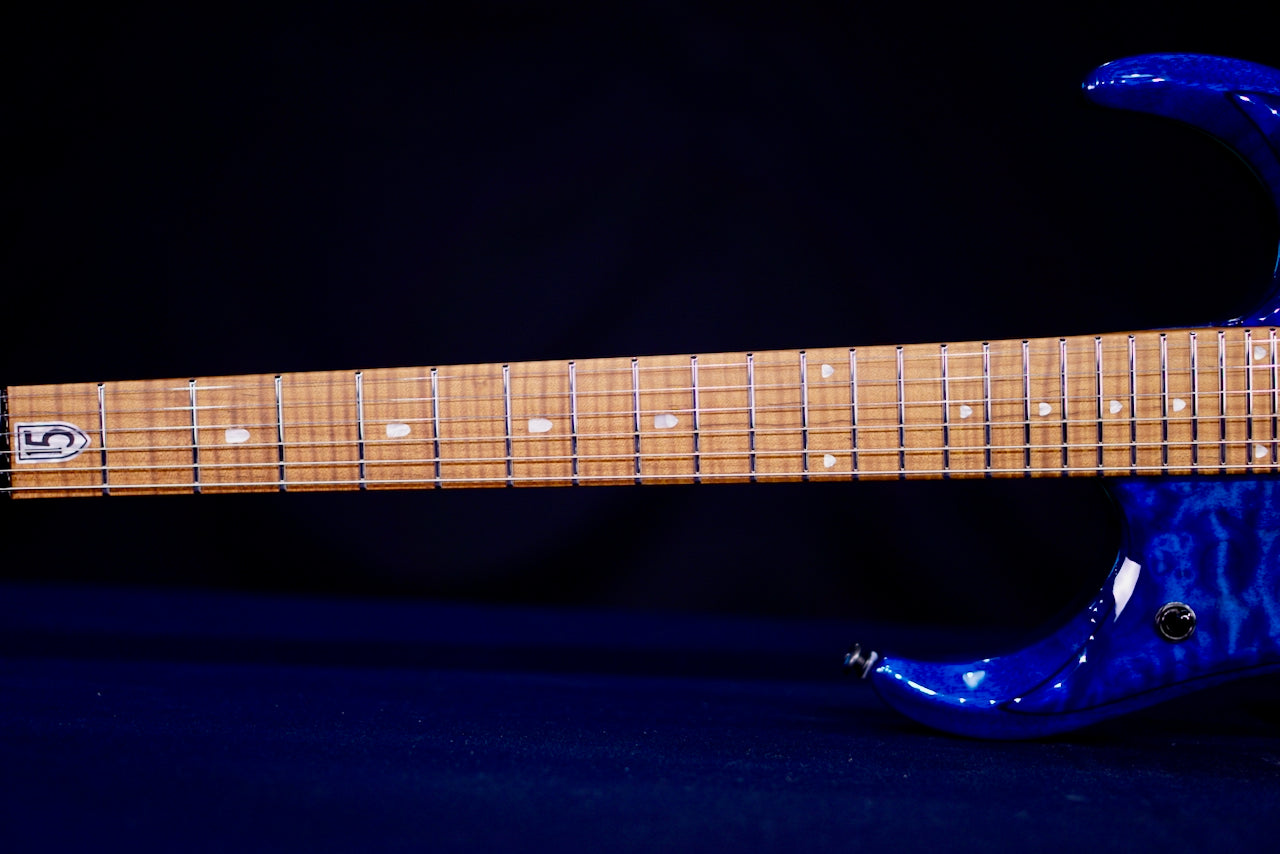 Ernie Ball Music Man JP15 Ultramarine Quilt H07657