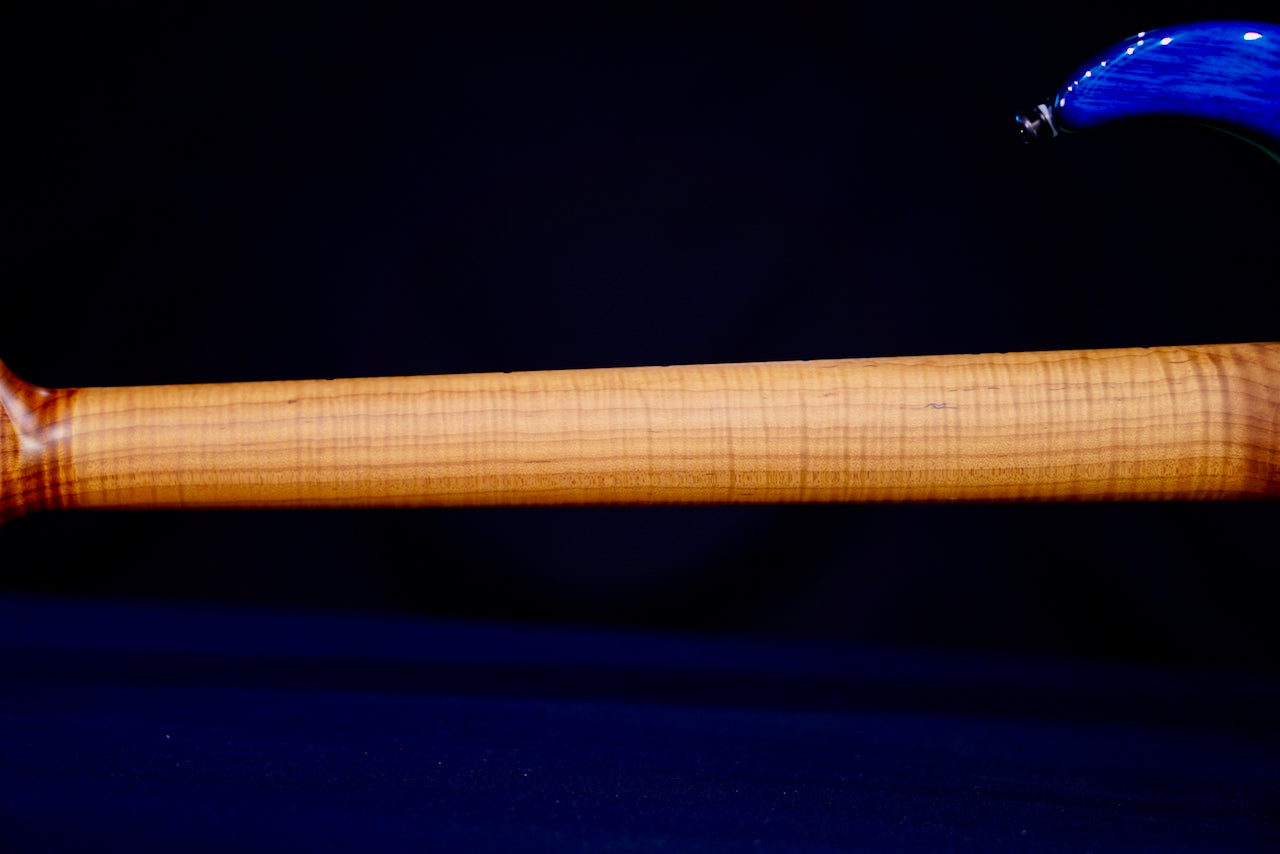 Ernie Ball Music Man JP15 Ultramarine Quilt H07657