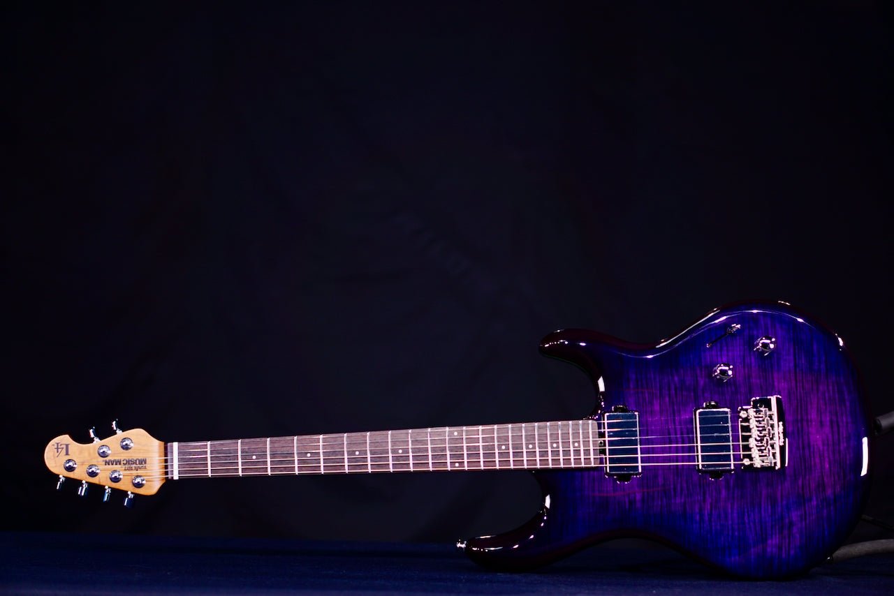 Ernie Ball Music Man Luke 4 HH Purple Slushie H08657