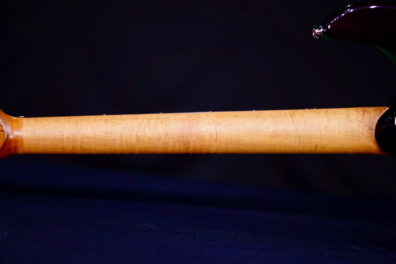 Ernie Ball Music Man Luke 4 HH Purple Slushie H08657