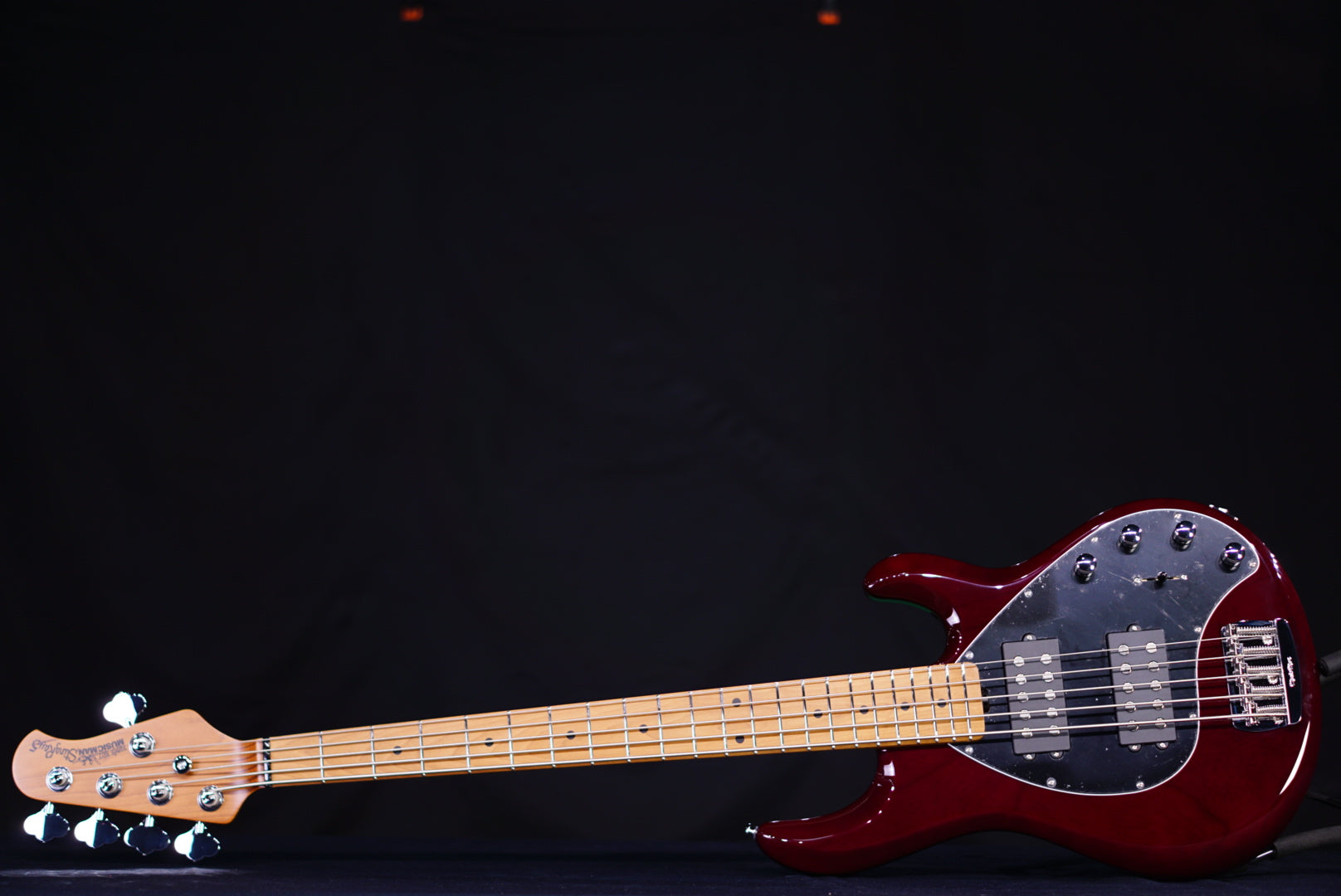 Ernie Ball Music Man Stingray Special 5 HH Ox Blood K07005