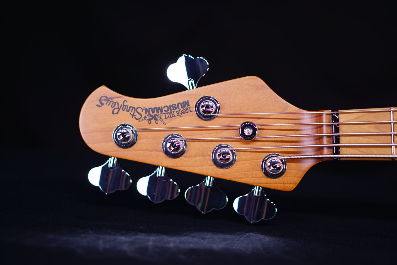 Ernie Ball Music Man Stingray Special 5 HH Ox Blood K07005