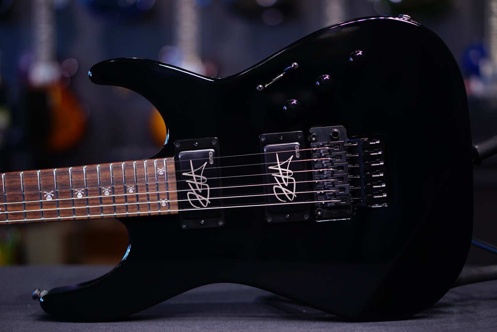 ESP KH-2 NECK-THRU Black E7020262