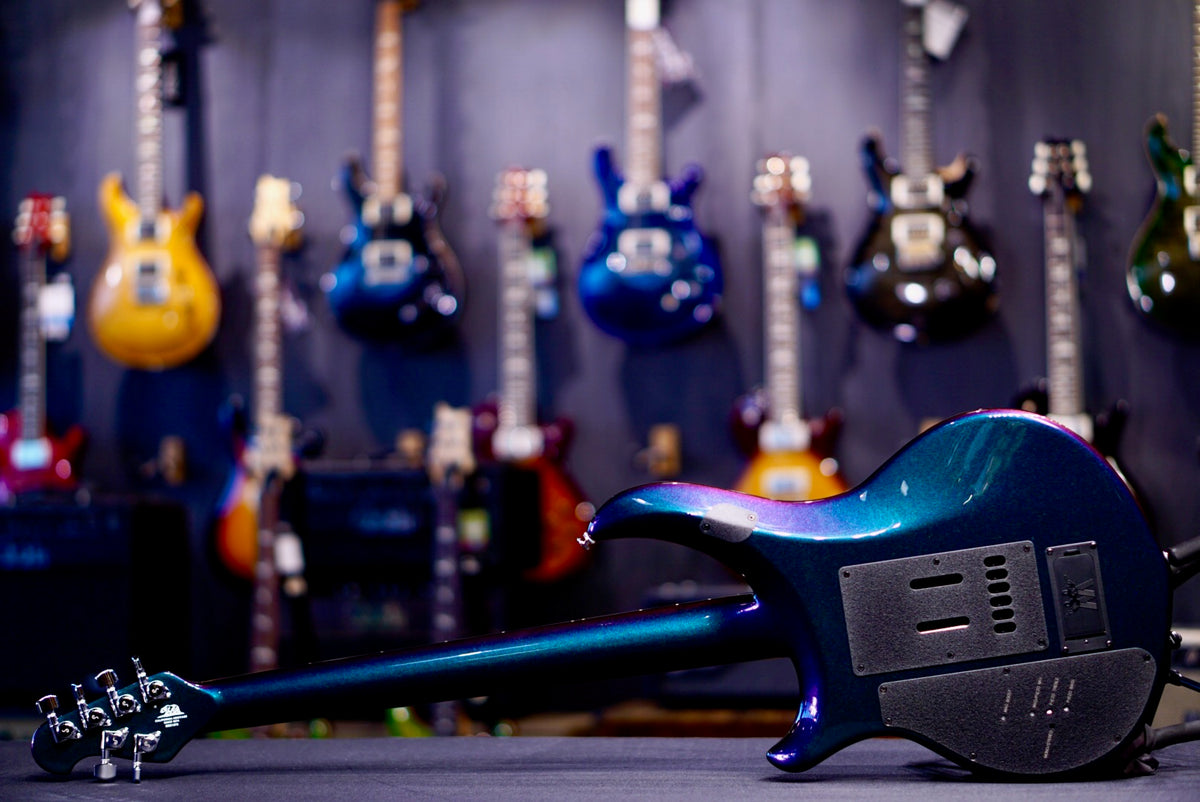 Ernie Ball Music Man Majesty Premium Select -Mystic Dream M021379