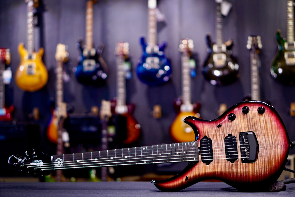 Ernie Ball Music Man Majesty Premium Select 7 Strings -Strawberry moon M021571