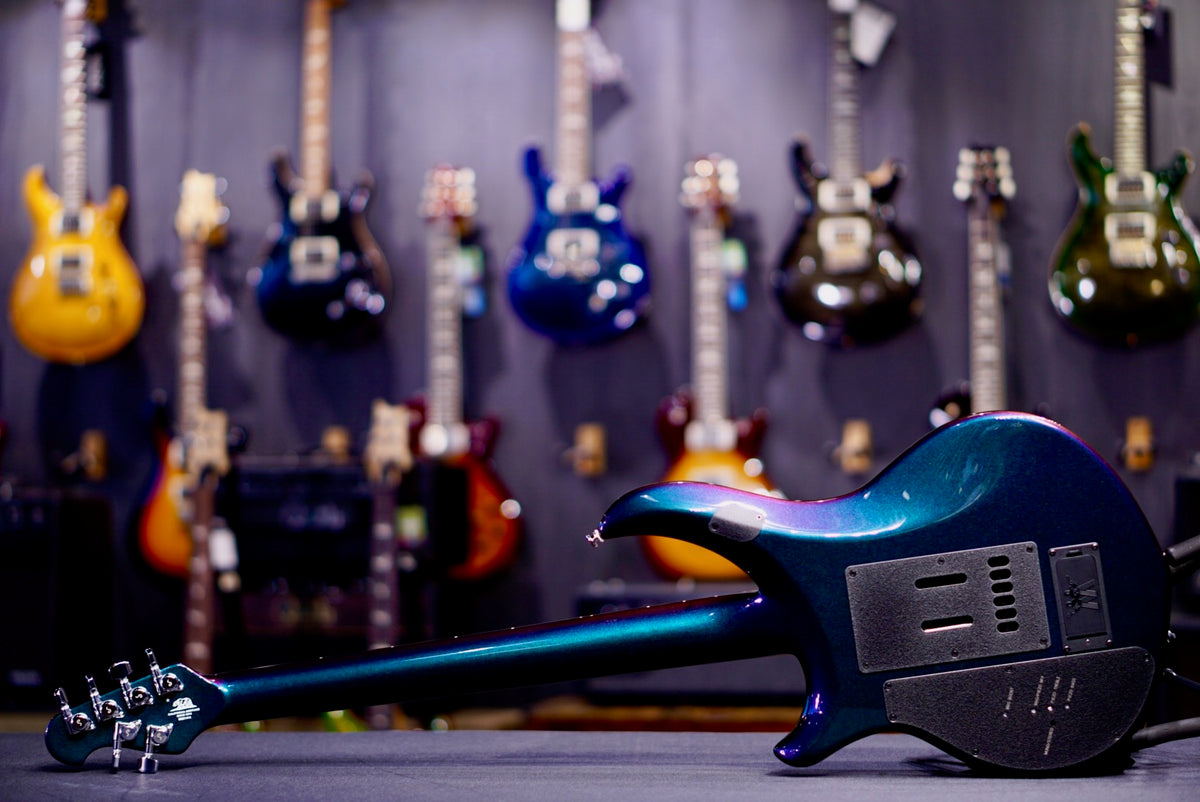 Ernie Ball Music Man Majesty Premium Select -Mystic Dream M021414