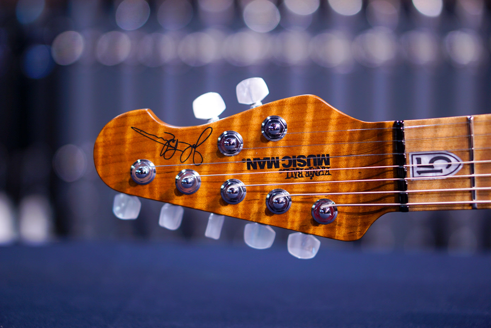 Ernie Ball Musicman JP 15 7 string Quilt tiger eye k04949