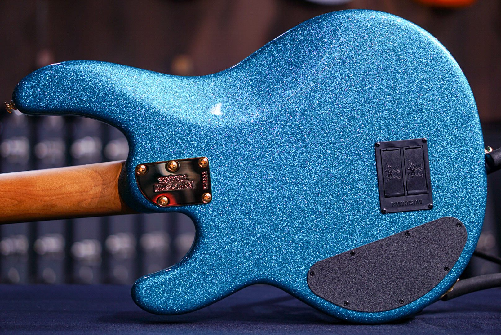 Ernie Ball Music Man StingRay 4 Special Ocean Sparkle HH K03522