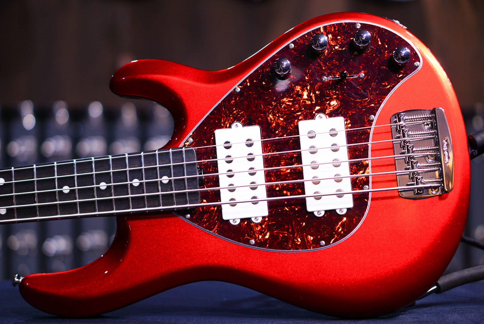 Ernie Ball Music Man StingRay Special 5 HH candyman K04958