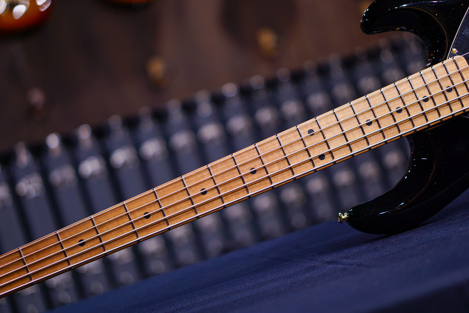 Ernie Ball Music Man StingRay Special 5 HH Jackpot K02221