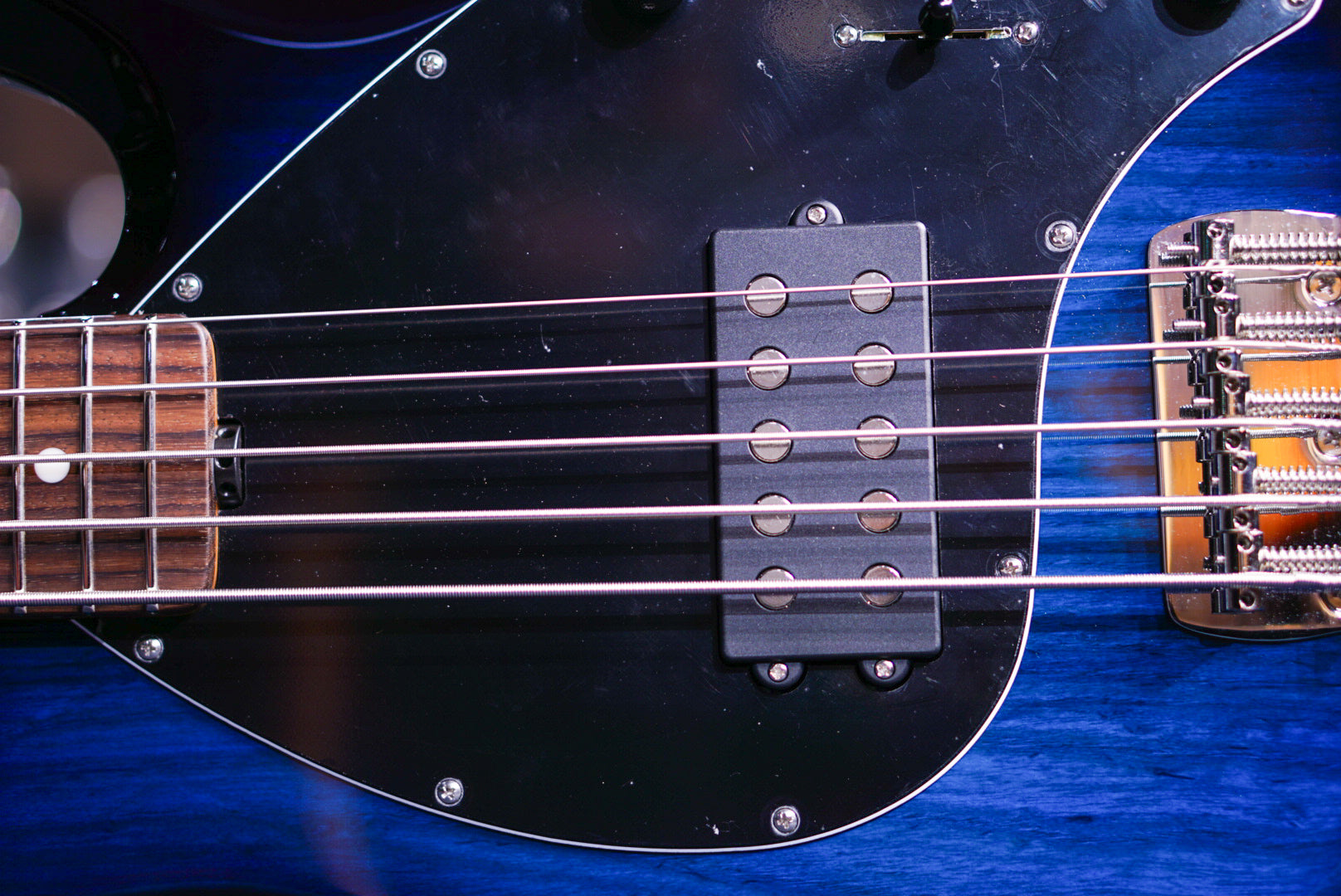 Ernie Ball Music Man StingRay Special 5 HH Pacific Blue Burst K02700