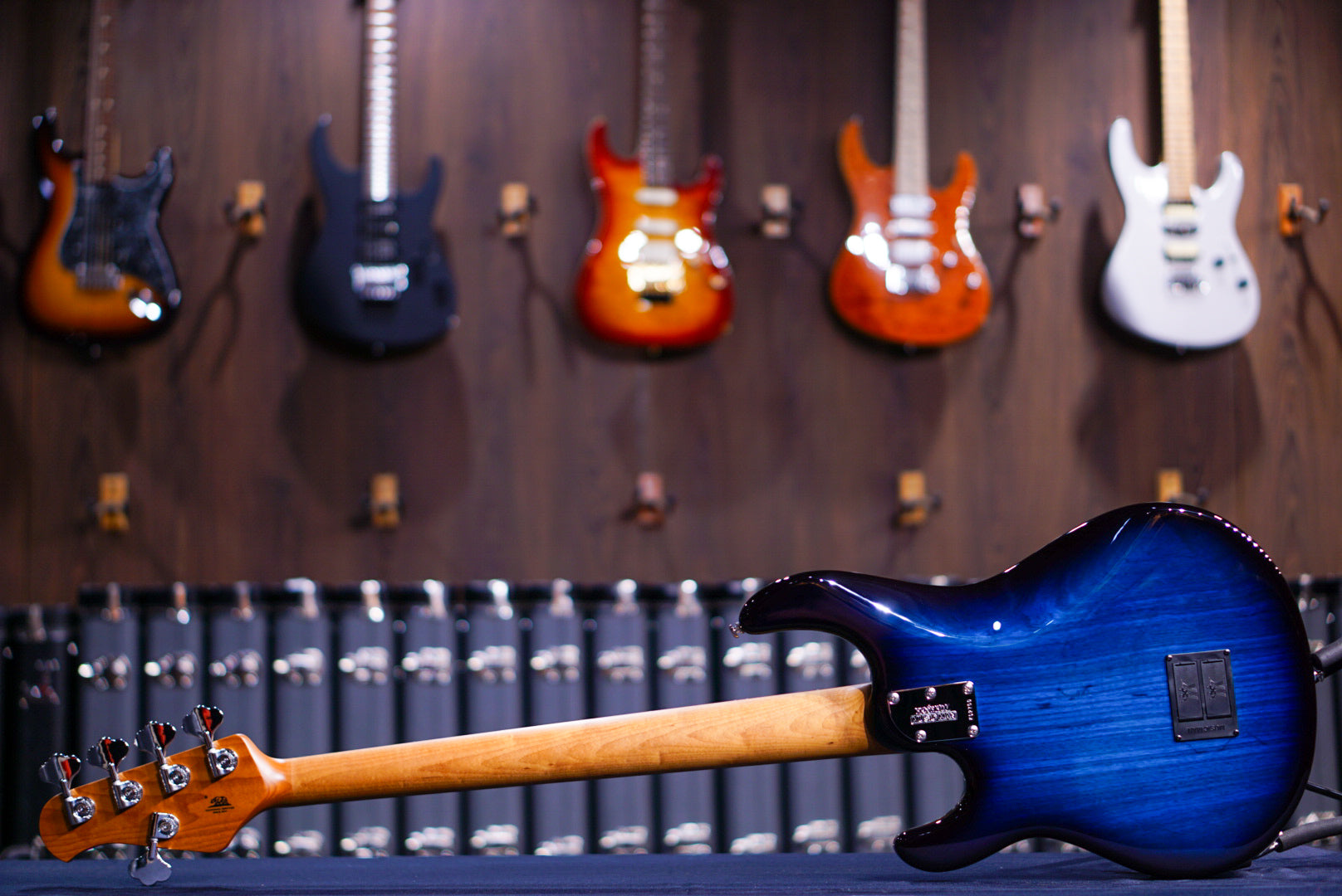 Ernie Ball Music Man StingRay Special 5 HH Pacific Blue Burst K02700