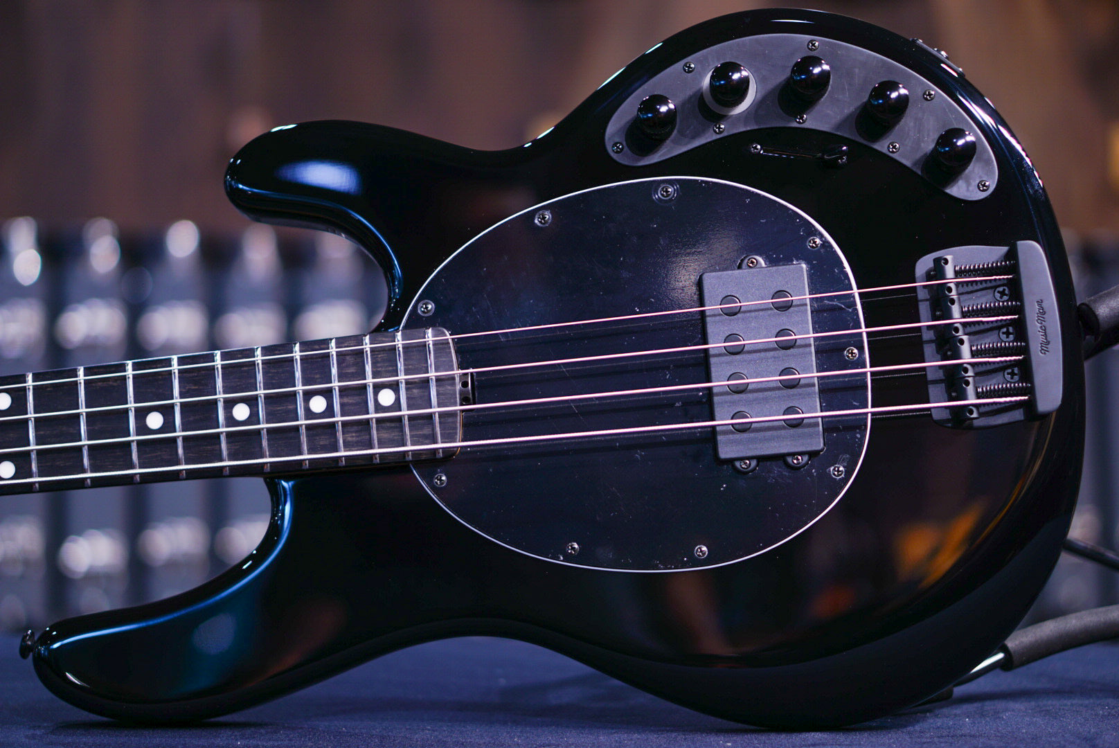 Ernie Ball Music Man DarkRay 4 Obsidian Black S10476