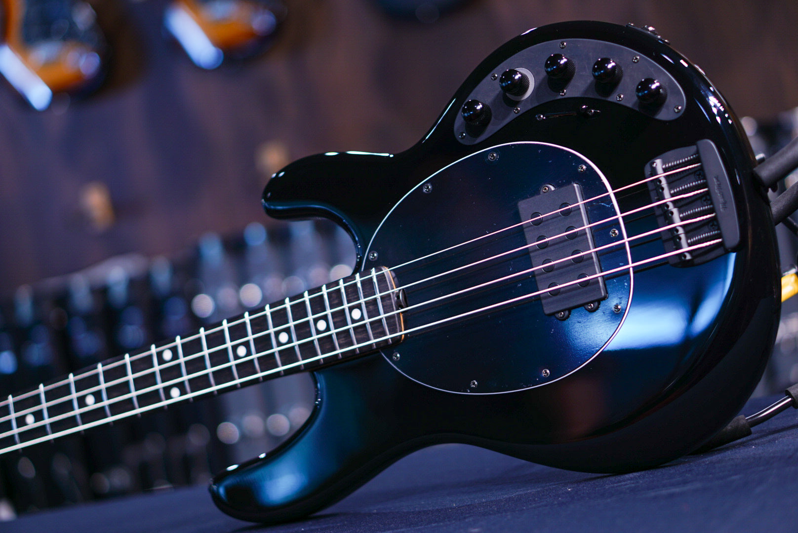 Ernie Ball Music Man DarkRay 4 Obsidian Black S10476