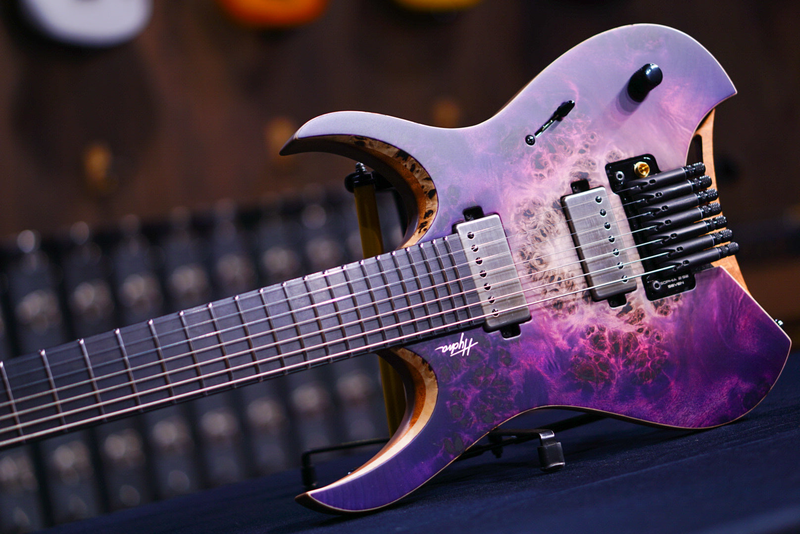 Mayones Hydra Elite Pro 7 trans natural fade purple blue burst out satine HF0000710