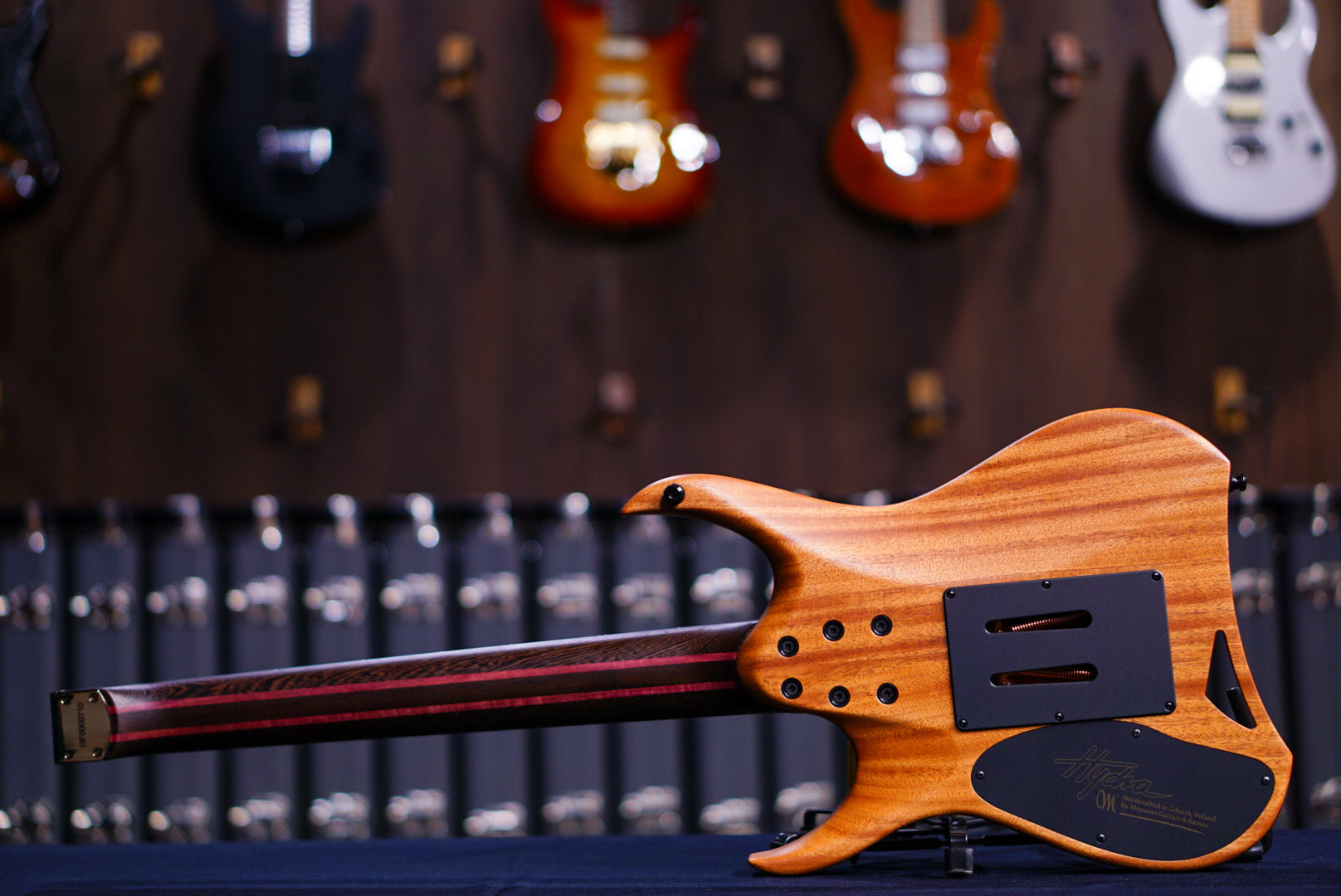 Mayones Hydra Elite Pro 7 trans natural fade purple blue burst out satine HF0000710