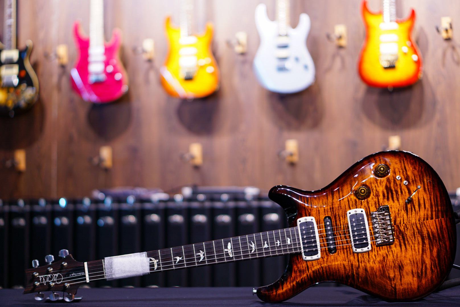 PRS Modern eagle V black gold burst 23 0358452 - HIENDGUITAR PRS GUITAR