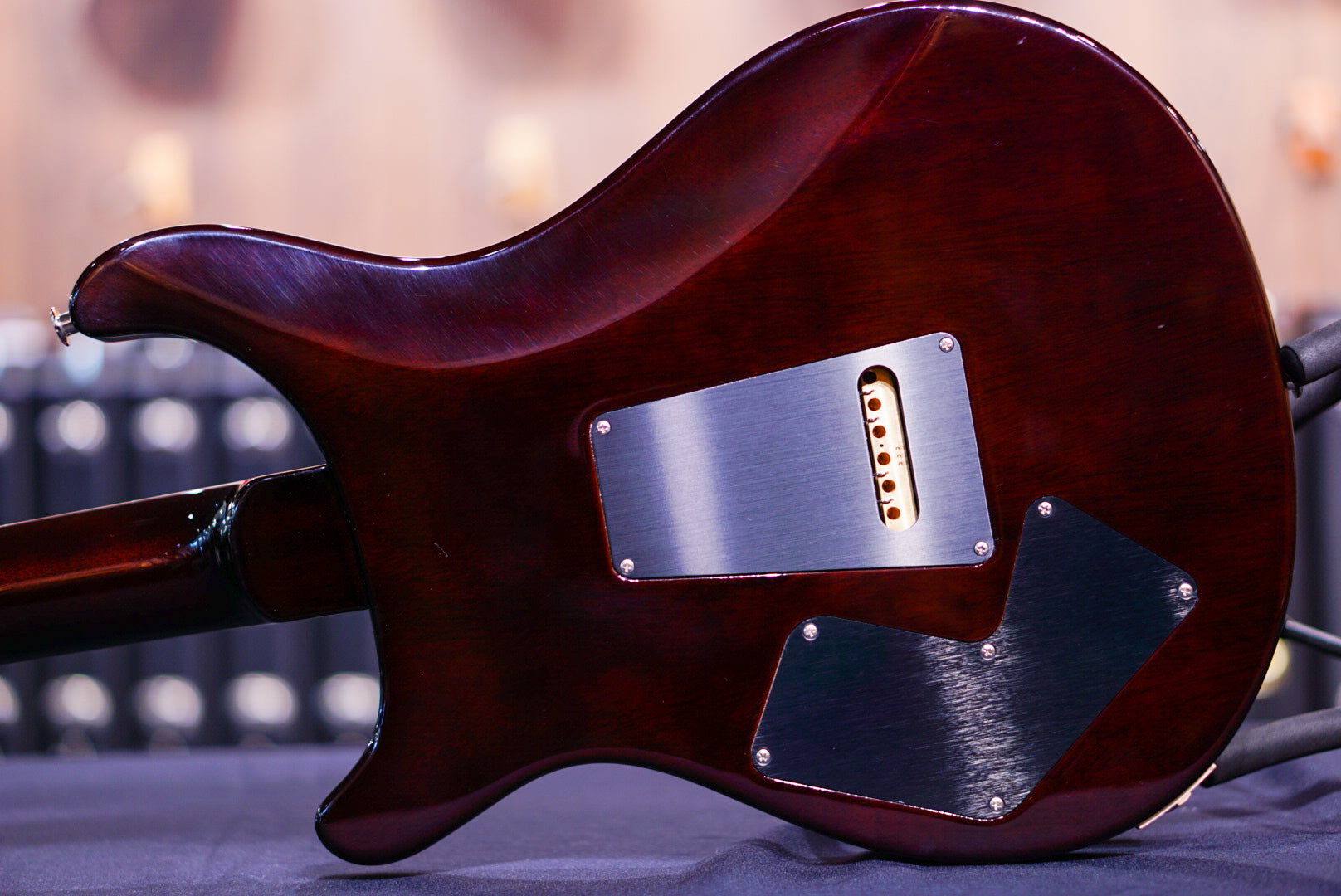 PRS Modern eagle V black gold burst 23 0358452 - HIENDGUITAR PRS GUITAR