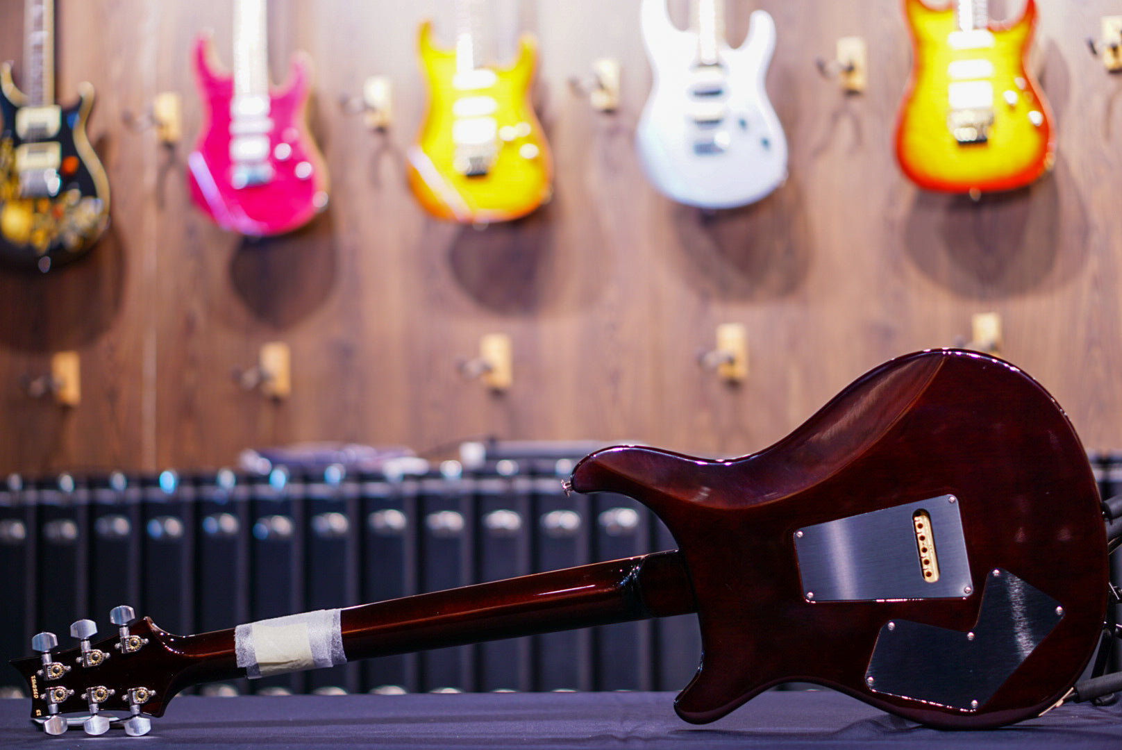 PRS Modern eagle V black gold burst 23 0358452 - HIENDGUITAR PRS GUITAR