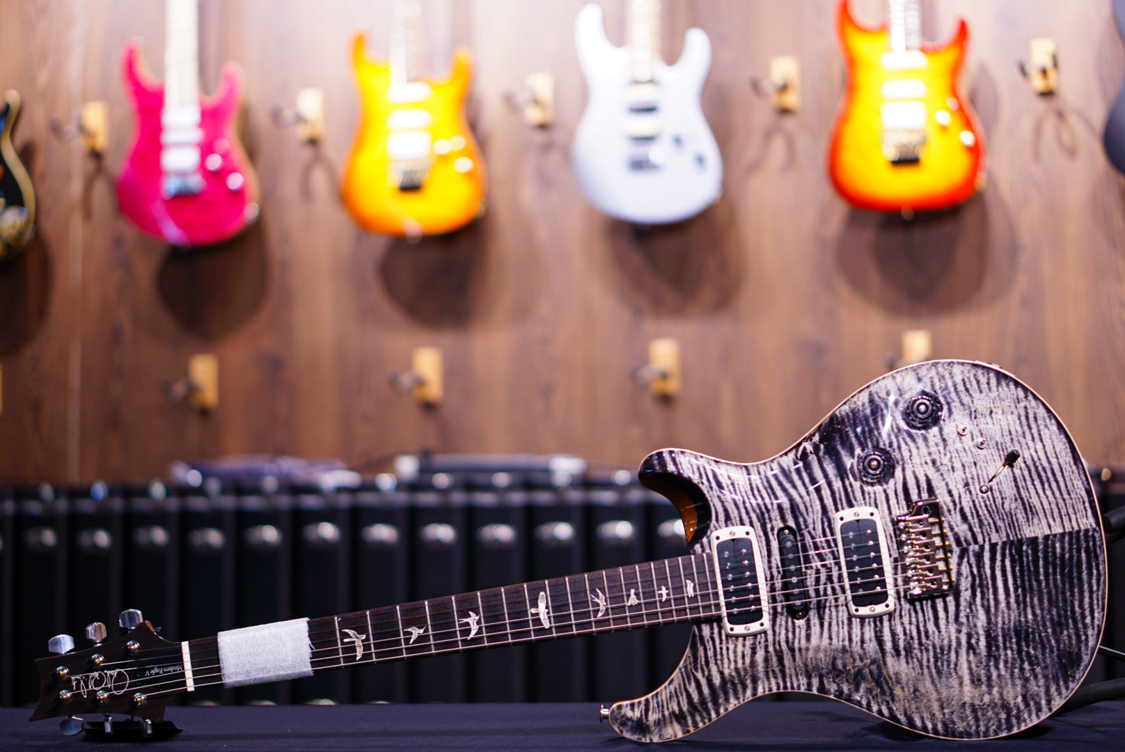 PRS Modern eagle V Charcoal 23 0357153 - HIENDGUITAR PRS GUITAR