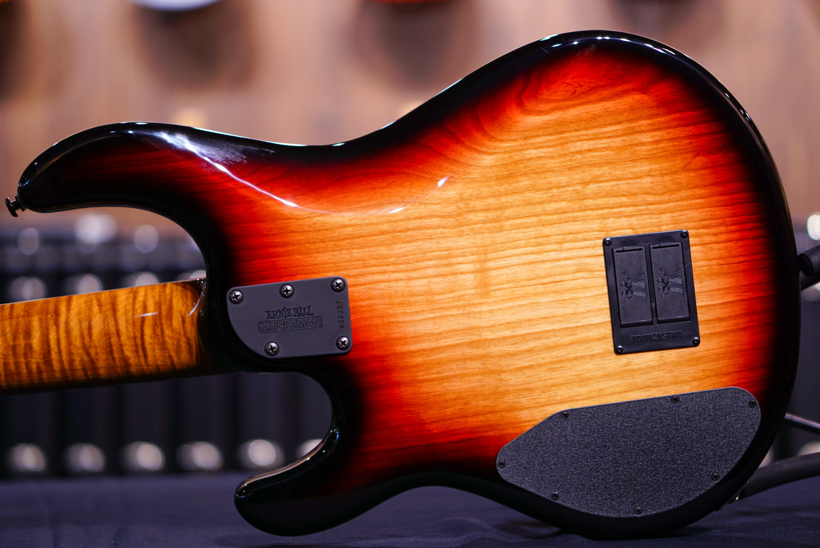 Ernie ball Musicman Stingray 5 35TH anniversary H spalted sunburst K00257 - HIENDGUITAR Musicman bass